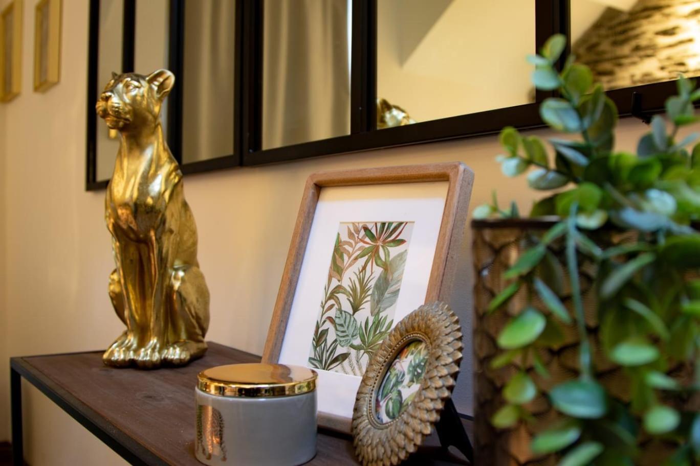 Apartment Jungle - Les Petits Plaisirs *